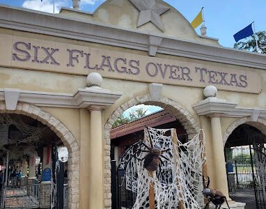 Six Flags Over Texas